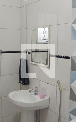 Casa para alugar com 35m², 6 quartos e sem vagaBanheiro 2 (casa 02)
