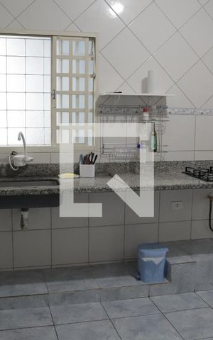 Casa para alugar com 35m², 6 quartos e sem vagaCozinha (casa 01)
