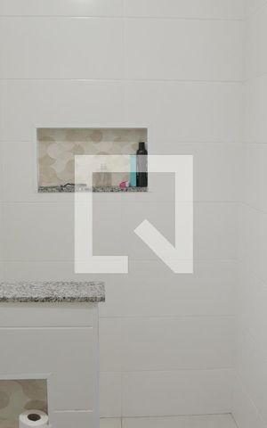 Casa para alugar com 35m², 6 quartos e sem vagaBanheiro suíte 2 (casa 01)