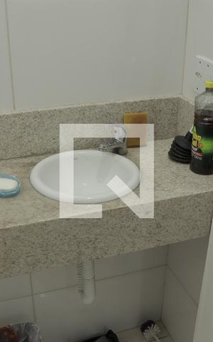 Casa para alugar com 35m², 6 quartos e sem vagaBanheiro Quarto 3 (casa 02)