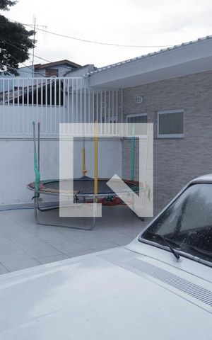 Casa para alugar com 35m², 6 quartos e sem vagaGaragem