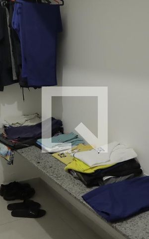 Casa para alugar com 35m², 6 quartos e sem vagaCloset suíte 1 (casa 01)