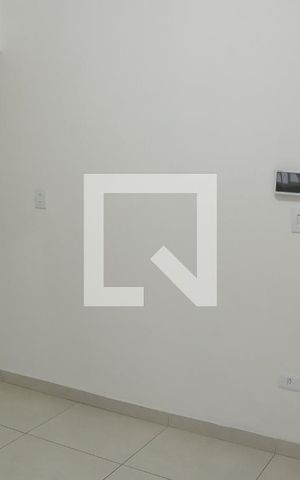 Casa para alugar com 35m², 6 quartos e sem vagaHall dos quartos (casa 01)