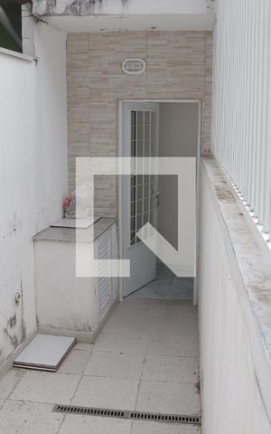 Casa para alugar com 35m², 6 quartos e sem vagaÁrea Externa
