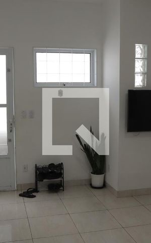 Casa para alugar com 35m², 6 quartos e sem vagaSala (casa 01)