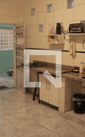 Casa para alugar com 35m², 6 quartos e sem vagaCozinha (casa 02)