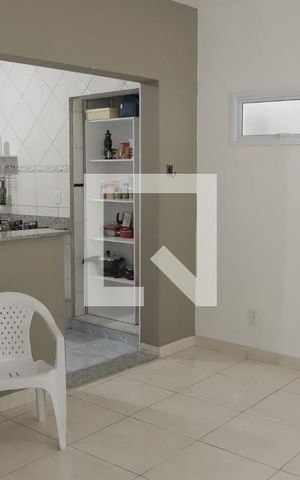 Casa para alugar com 35m², 6 quartos e sem vagaSala (casa 01)