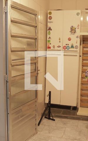 Casa para alugar com 35m², 6 quartos e sem vagaÁrea de Serviço (casa 02)