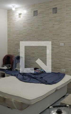 Casa para alugar com 35m², 6 quartos e sem vagaQuarto 3 (casa 02)