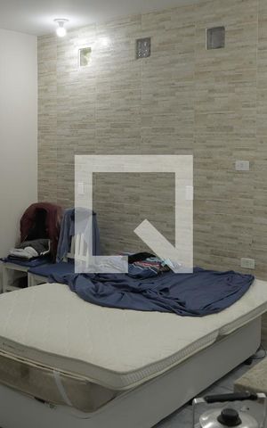 Casa para alugar com 35m², 6 quartos e sem vagaQuarto 3 (casa 02)