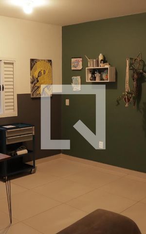 Casa para alugar com 35m², 6 quartos e sem vagaSala (casa 02)