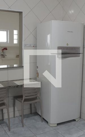 Casa para alugar com 35m², 6 quartos e sem vagaCozinha (casa 01)