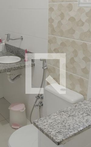 Casa para alugar com 35m², 6 quartos e sem vagaBanheiro suíte 2 (casa 01)