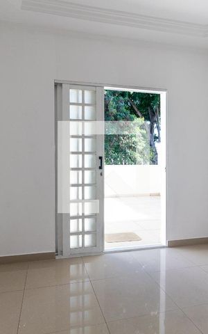 Casa para alugar com 120m², 3 quartos e 1 vagaSala