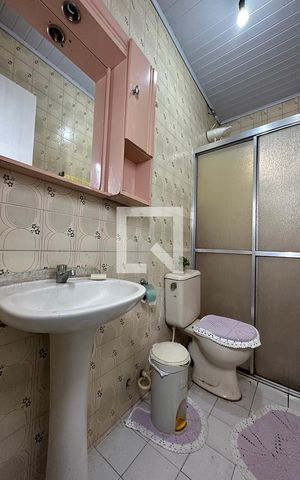 Casa à venda com 65m², 3 quartos e 2 vagasBanheiro