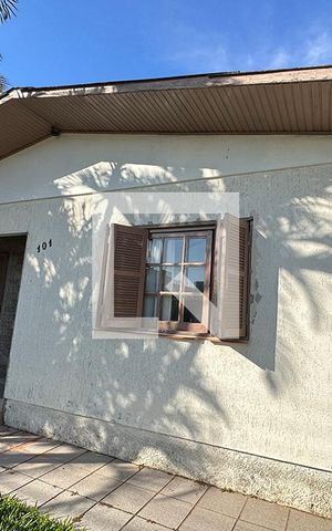 Casa à venda com 65m², 3 quartos e 2 vagasÁrea externa