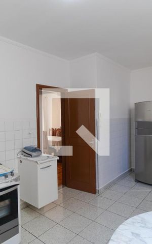Apartamento para alugar com 145m², 3 quartos e sem vaga Apartamento para alugar com 145m², 3 quartos e sem vagaCozinha