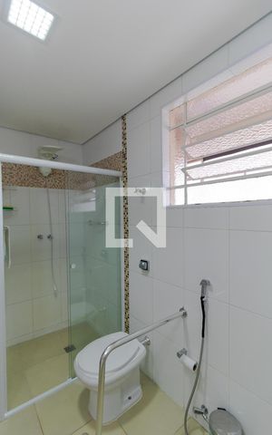 Apartamento para alugar com 145m², 3 quartos e sem vaga Apartamento para alugar com 145m², 3 quartos e sem vagaBanheiro
