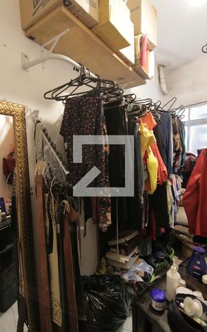 Casa à venda com 375m², 5 quartos e 2 vagascloset