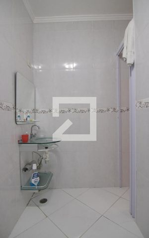 Casa à venda com 375m², 5 quartos e 2 vagasBanheiro