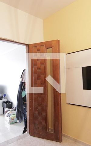 Casa à venda com 375m², 5 quartos e 2 vagasquarto 4
