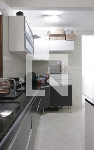 Casa à venda com 375m², 5 quartos e 2 vagasCozinha
