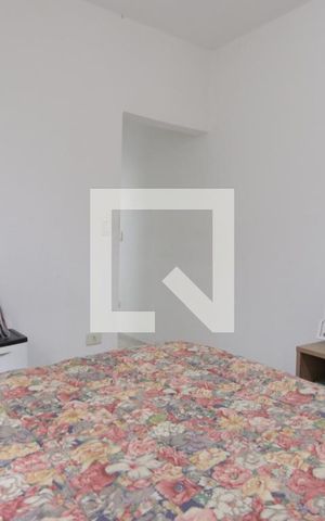 Casa à venda com 375m², 5 quartos e 2 vagasquarto 2