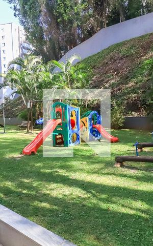 Apartamento para alugar com 83m², 3 quartos e 2 vagas Apartamento para alugar com 83m², 3 quartos e 2 vagasÁrea comum - Playground