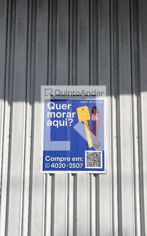 Casa à venda com 380m², 5 quartos e 3 vagas Casa à venda com 380m², 5 quartos e 3 vagasPlaquinha