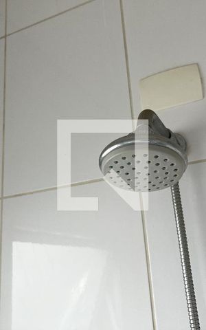 Casa à venda com 380m², 5 quartos e 3 vagas Casa à venda com 380m², 5 quartos e 3 vagasBanheiro suite 3