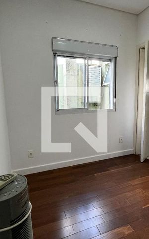 Casa à venda com 380m², 5 quartos e 3 vagas Casa à venda com 380m², 5 quartos e 3 vagasSuite 3