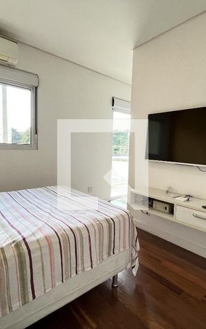 Casa à venda com 380m², 5 quartos e 3 vagas Casa à venda com 380m², 5 quartos e 3 vagasSuite 1