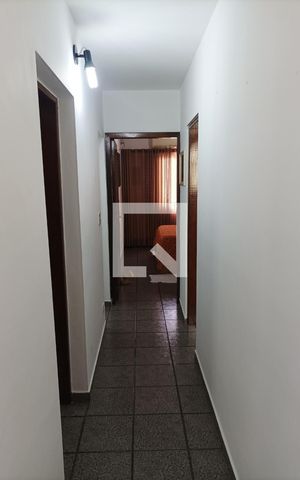 Casa à venda com 150m², 2 quartos e 3 vagas Casa à venda com 150m², 2 quartos e 3 vagasCorredor