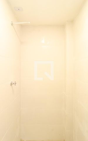 Apartamento para alugar com 39m², 1 quarto e sem vaga Apartamento para alugar com 39m², 1 quarto e sem vagaBanheiro Social
