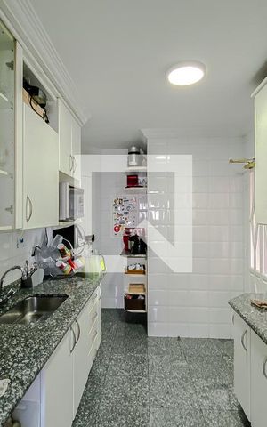 Apartamento à venda com 100m², 3 quartos e 2 vagasCozinha