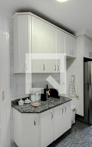 Apartamento à venda com 100m², 3 quartos e 2 vagasCozinha