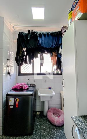 Apartamento à venda com 100m², 3 quartos e 2 vagasLavanderia
