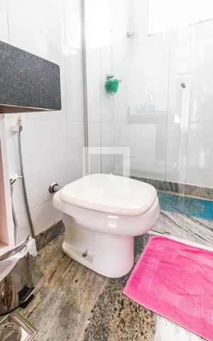 Casa à venda com 700m², 6 quartos e 3 vagasBanheiro Social