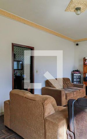 Casa à venda com 320m², 3 quartos e 4 vagasSala de Estar