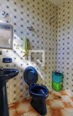 Casa à venda com 320m², 3 quartos e 4 vagasBanheiro 2