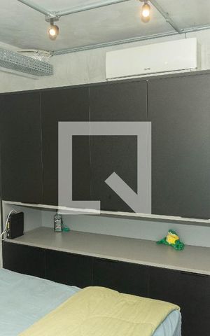 Studio à venda com 35m², 1 quarto e 1 vaga Studio à venda com 35m², 1 quarto e 1 vagaStudio