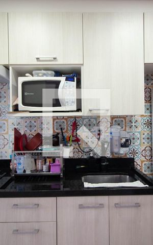 Apartamento para alugar com 44m², 2 quartos e 1 vaga Apartamento para alugar com 44m², 2 quartos e 1 vagaCozinha e Área de Serviço
