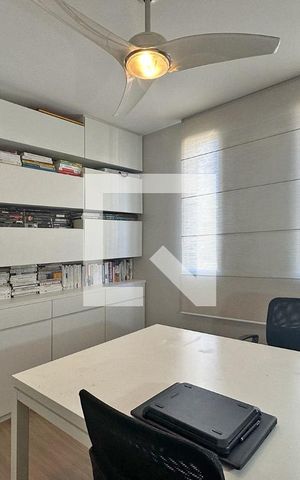 Apartamento à venda com 280m², 4 quartos e 3 vagasEscritório