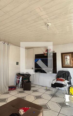 Casa para alugar com 180m², 3 quartos e 2 vagasSala