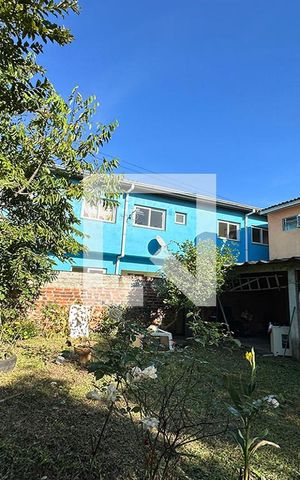 Casa para alugar com 180m², 3 quartos e 2 vagasFachada