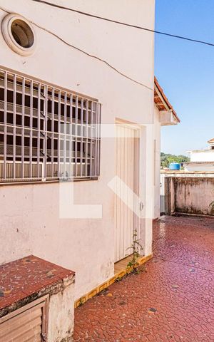 Casa à venda com 260m², 5 quartos e 2 vagas Casa à venda com 260m², 5 quartos e 2 vagasQuintal