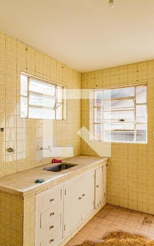 Casa à venda com 260m², 5 quartos e 2 vagas Casa à venda com 260m², 5 quartos e 2 vagasCasa 03 - Cozinha