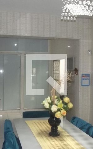 Casa à venda com 300m², 4 quartos e 1 vagaCozinha
