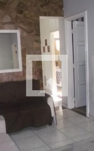 Casa à venda com 300m², 4 quartos e 1 vagaSala
