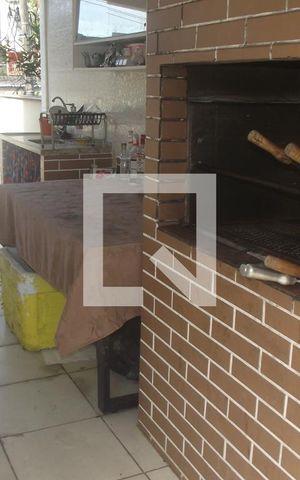 Casa à venda com 300m², 4 quartos e 1 vagaÁrea comum